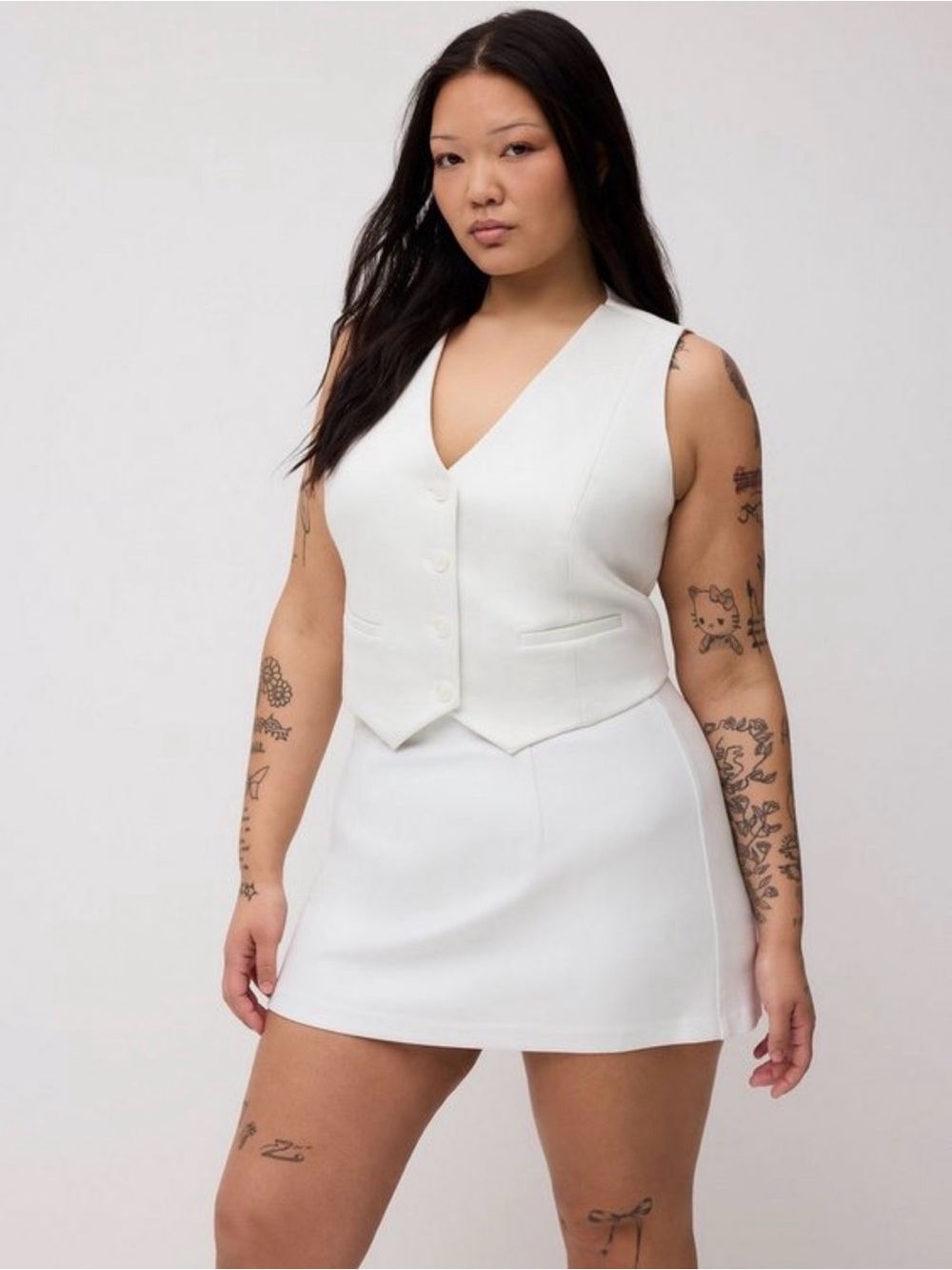 New torrid White fitted vest